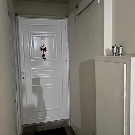 Floor Athens